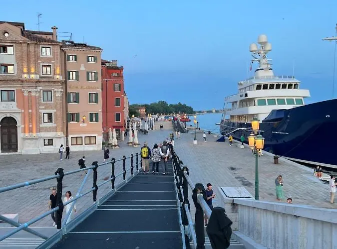 Elda House * Venice
